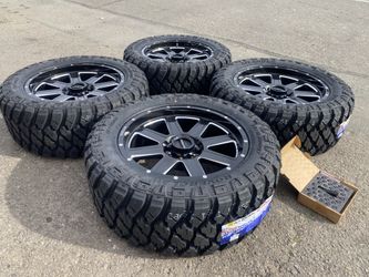 Chevy and dodge wheels LT33x12.50/20”