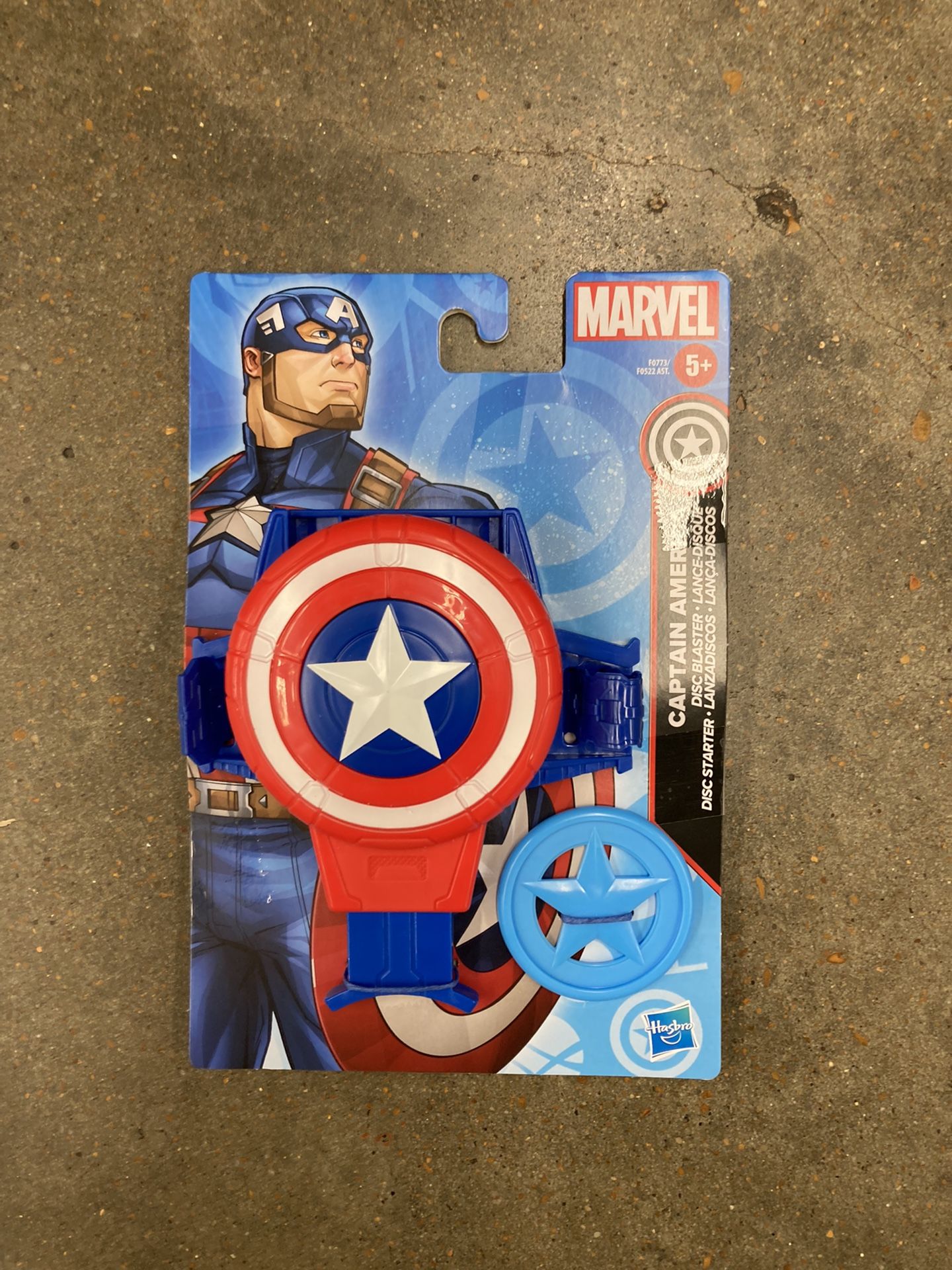 NWT Captain American Disc Blaster