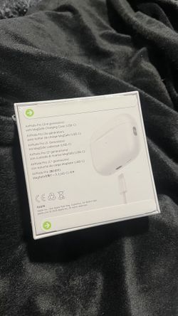 Apple AirPods Pro (2nd Gen) White MagSafe Charging Case USB-C Bluetooth