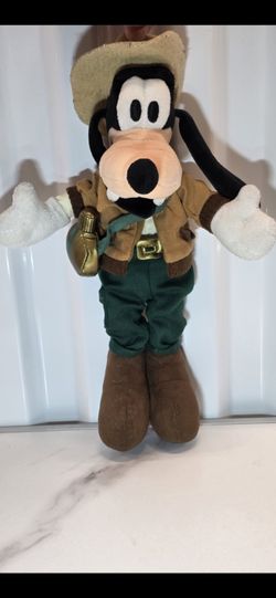 Goofy Disney Store Plush