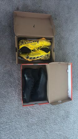 Football cleats
