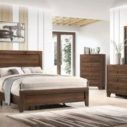 Millie Cherry Brown Panel Bedroom Set

