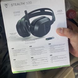 Brand New Xbox Headphone And Headset  Wireless 