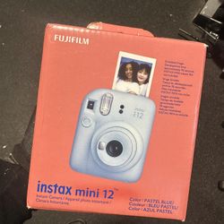 Fujifilm Instax Mini 12 Instant Camera