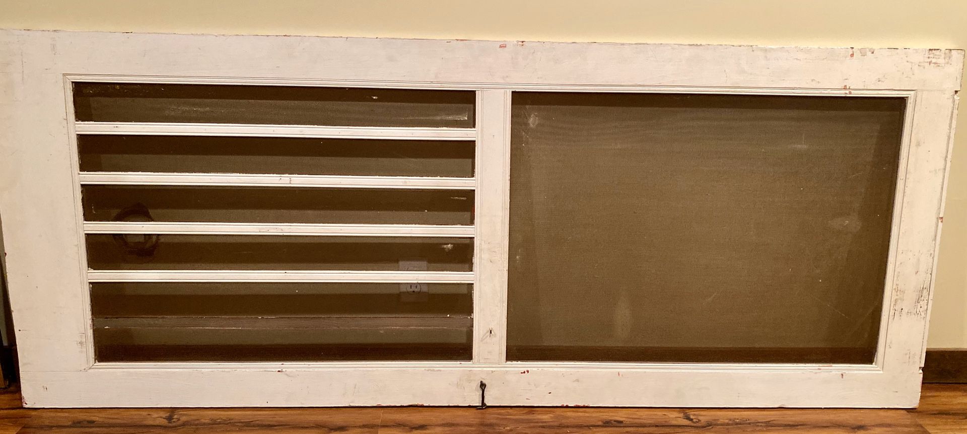 FREE! Antique screen door - perfect for DIY project- FREE