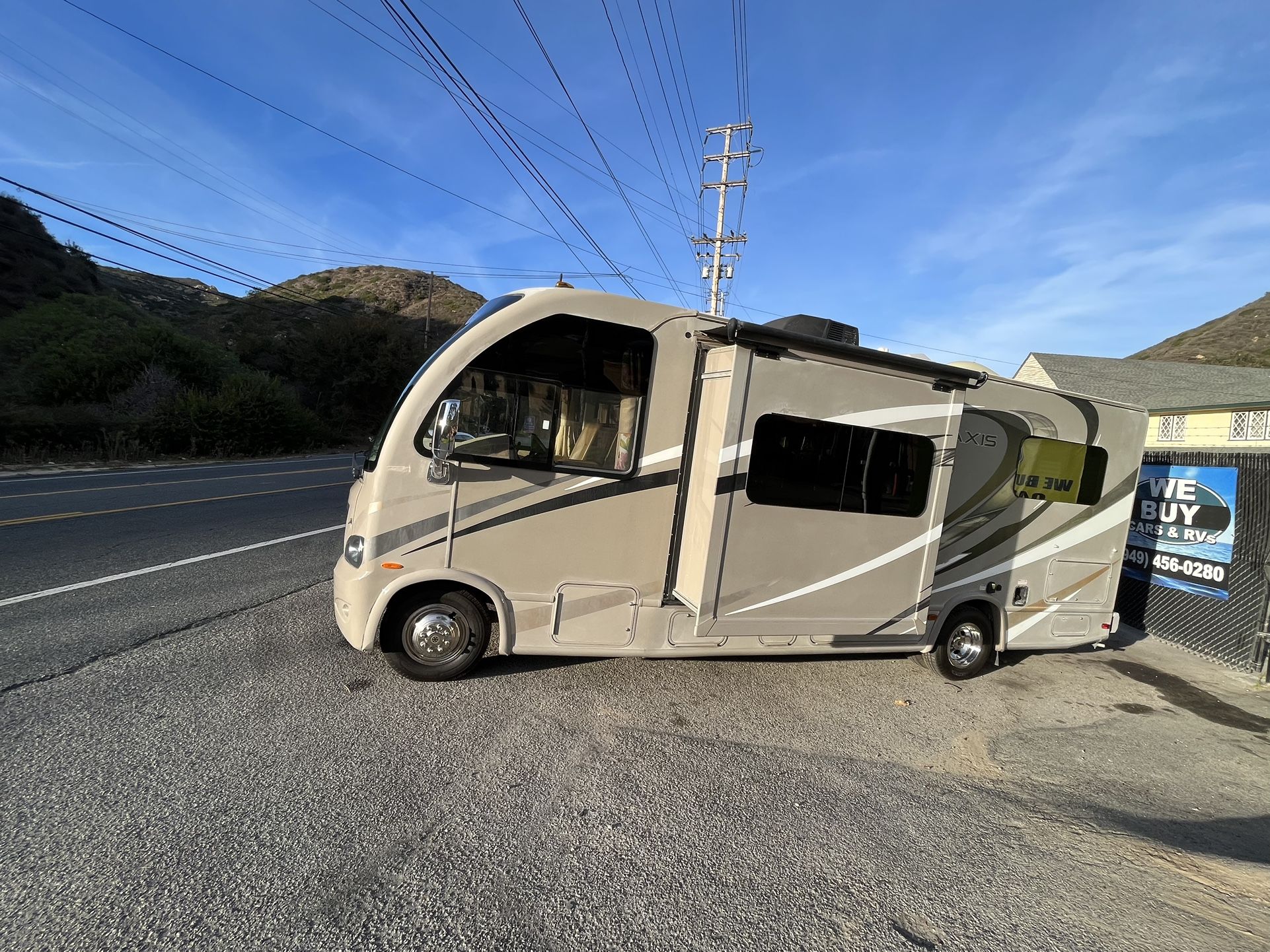 2016 Ford F-53 Motorhome Chassis for Sale in Laguna Beach, California ...