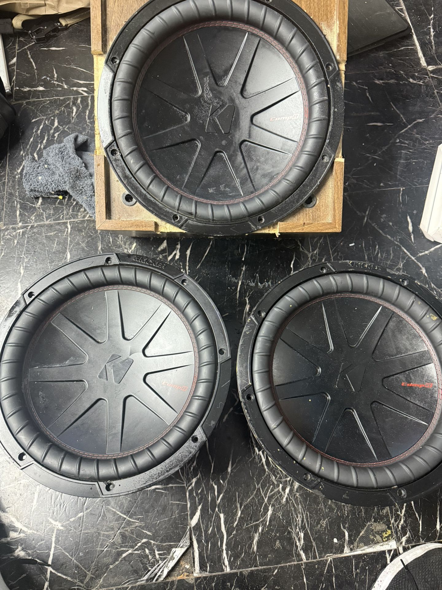 12 “ Kicker CompR  Newest