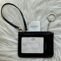 NWT Coach Black Signature Wristlet Wallet with Keychain