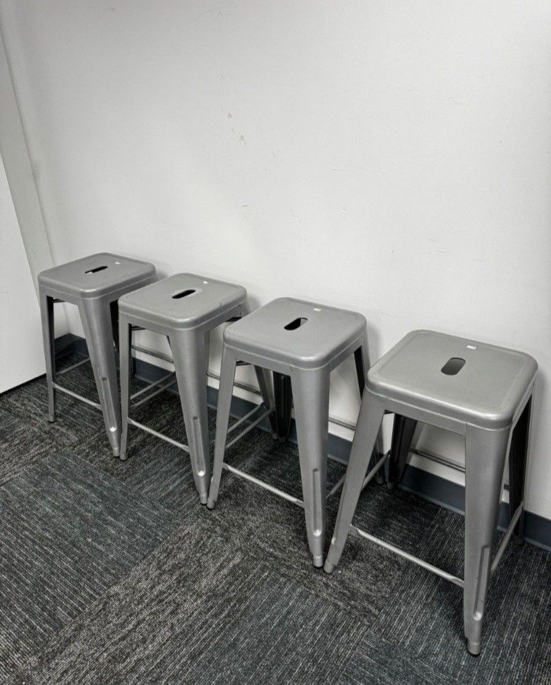 Metal Stool | 4 Available |