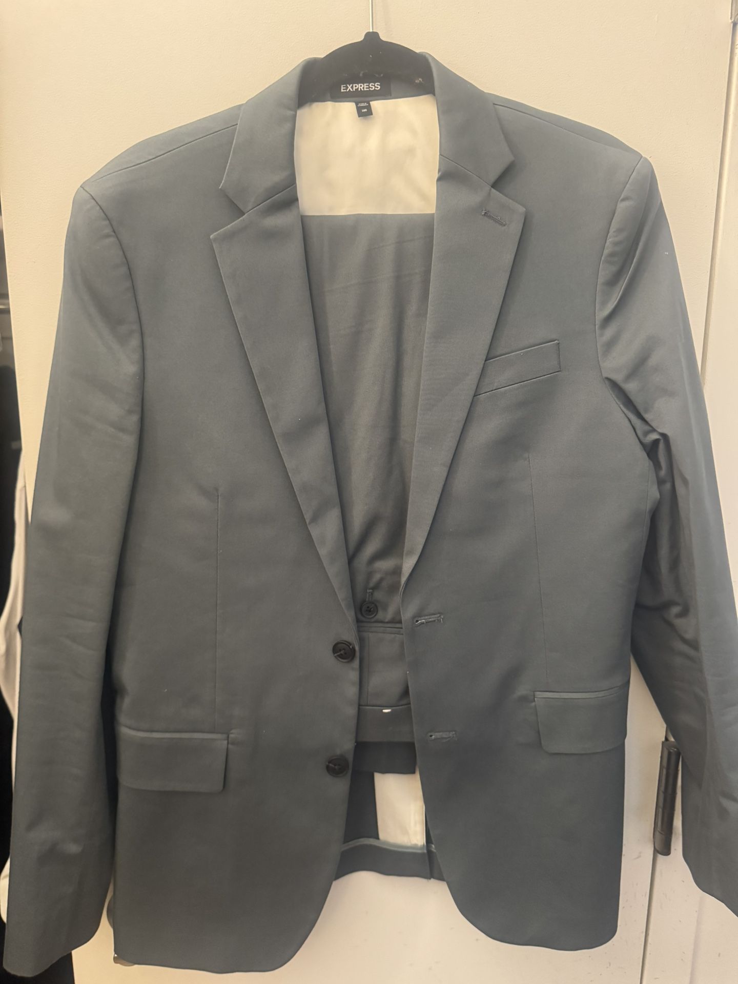 Express Suit