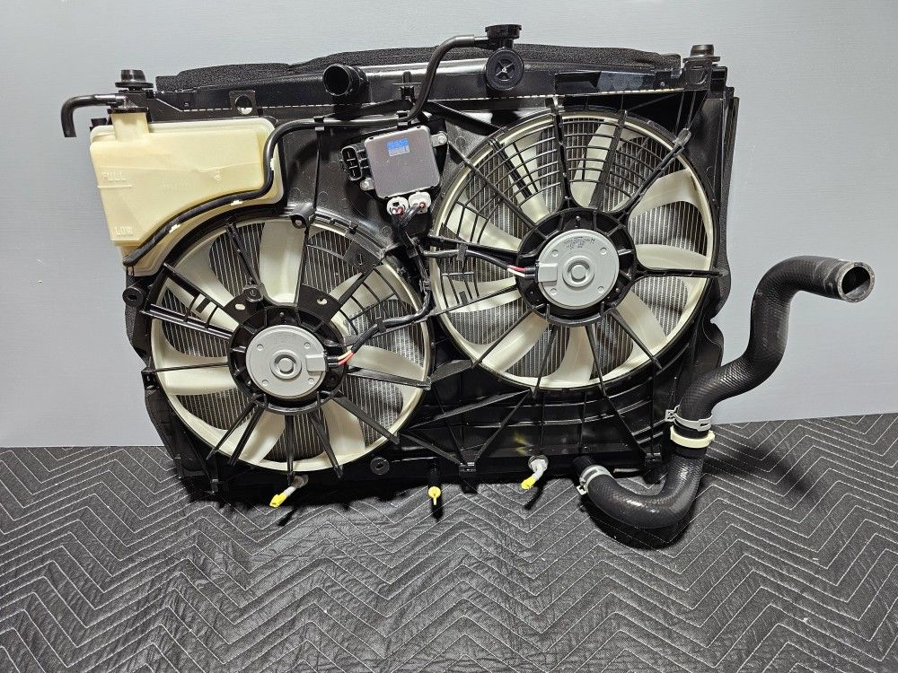 Lexus RX350 RX450 OEM Radiator Condenser Fan