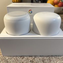 Google Nest WIFI Router and Point