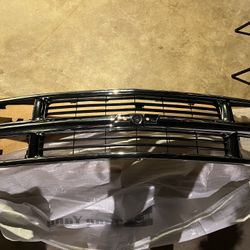 1(contact info removed) Chevy Front Grill