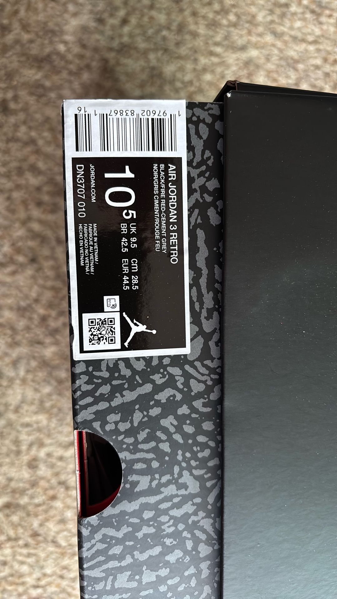 Jordan 3 Black Cement