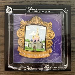 Disney Artist Collection Castle Spinner Jumbo Pin