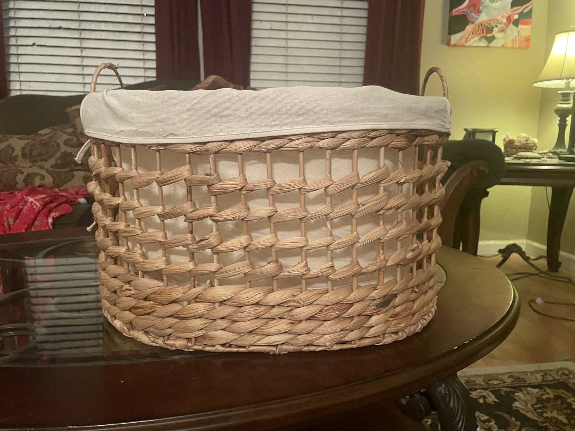 Basket With Liner 