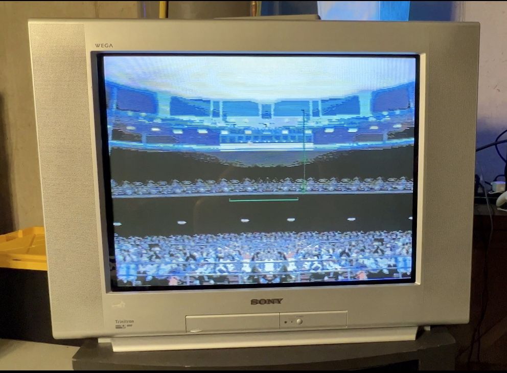 Sony Trinitron 27” FS120 CRT TV