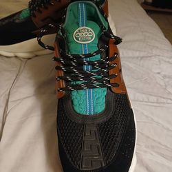 Versace Chain Reaction