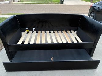 Black Day Bed Frame with Trundle