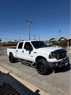 2006 ford f350 super duty diesel xlt 6.0 crew cab Rwd