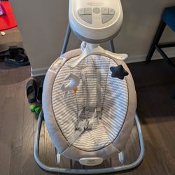 Like New Graco Baby Swing 