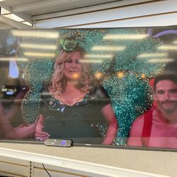 Hisense Tv 50” With Remote 