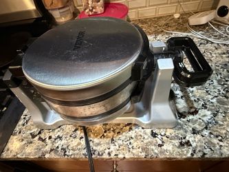 Double Flip Belgian Waffle and pan cake Maker