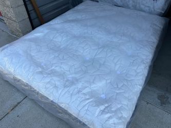 Queen size mattress