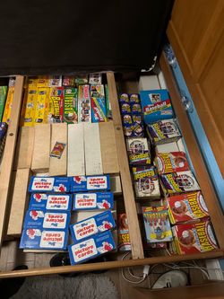 Vintage Baseball Card Collection Lot