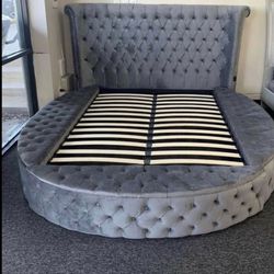 Furniture Queen Bed