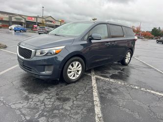 2016 KIA Sedona LX