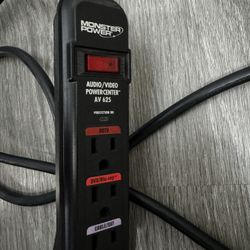 Monster PowerCenter AV625 outlet 