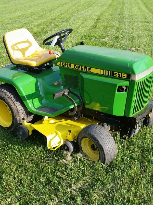 JOHN deere 318 w/50