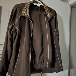 Ladies Activewear Brown Set & Beige Sneakers. $15