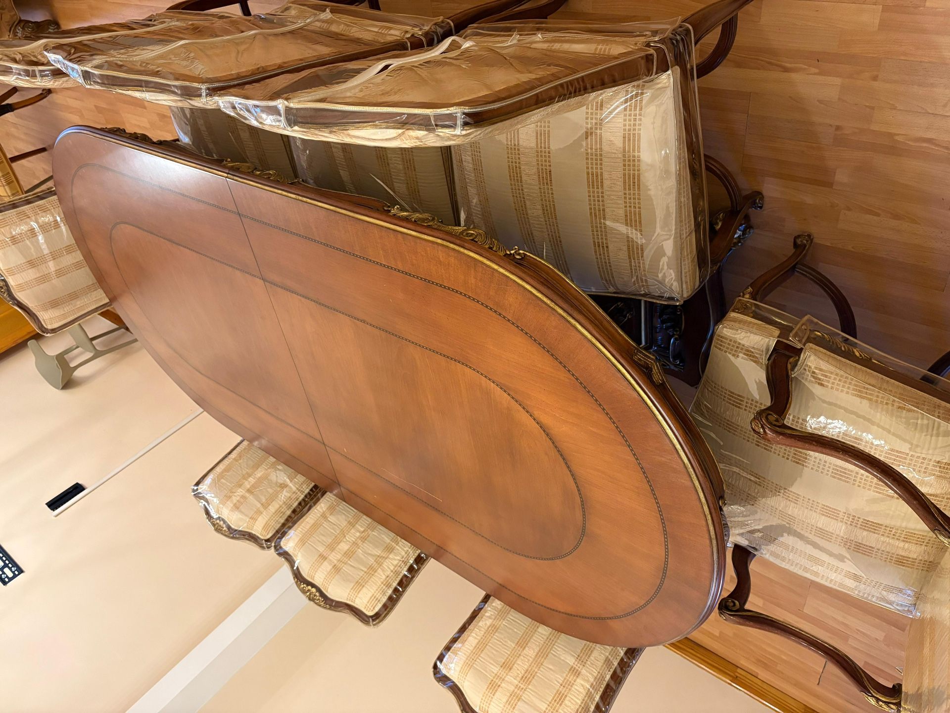 Dining Table Antique 