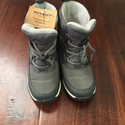 Size Toddler 10 New Snow Boots 