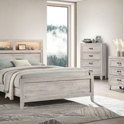 Brand New White Washed 4pc Queen Bedroom Set (Available In Eastern King)