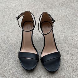 Brand New Black Heels Size 8.5W