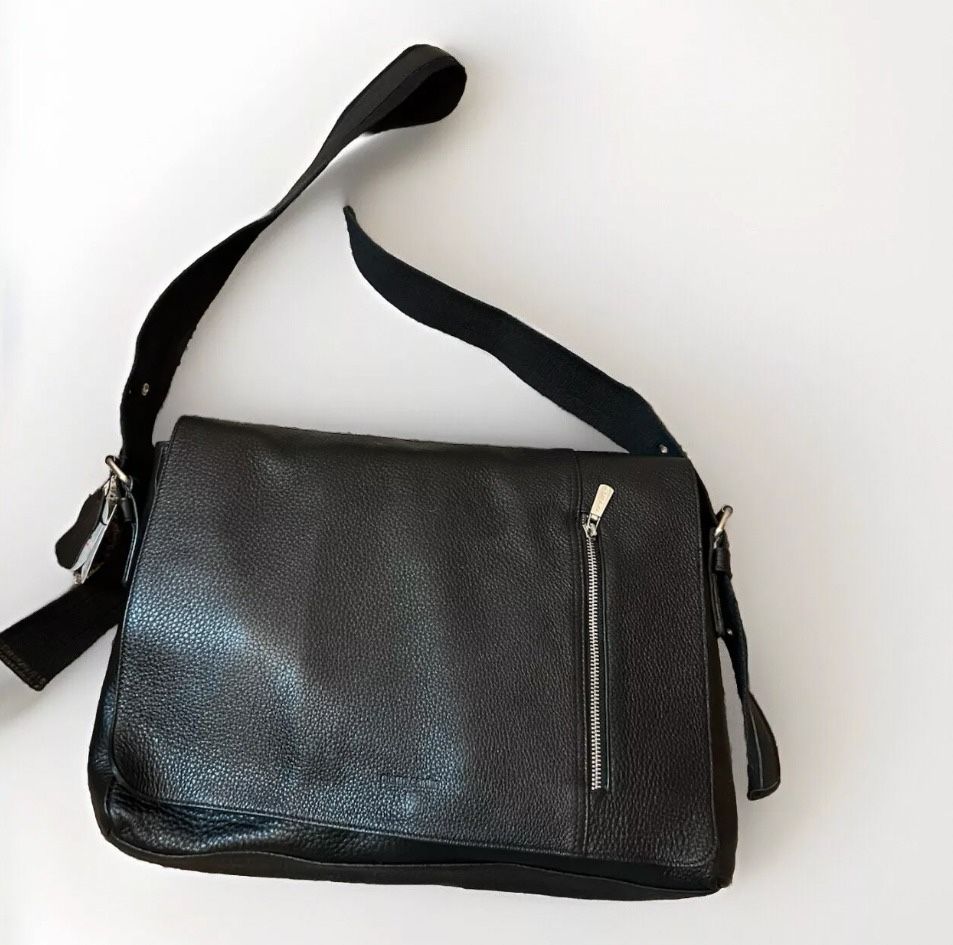 Pierre Cardin Leather Messenger Computer Bag PC8867
