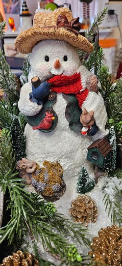 ADORABLE MUSICAL SNOWMAN IN SLED