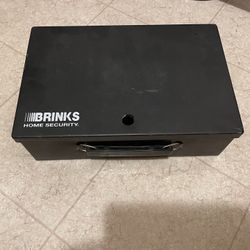 BRINKS SECURITY SAFE METAL BOX 