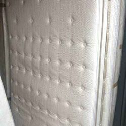 Full Size XL Mattress & Matching Box Spring 
