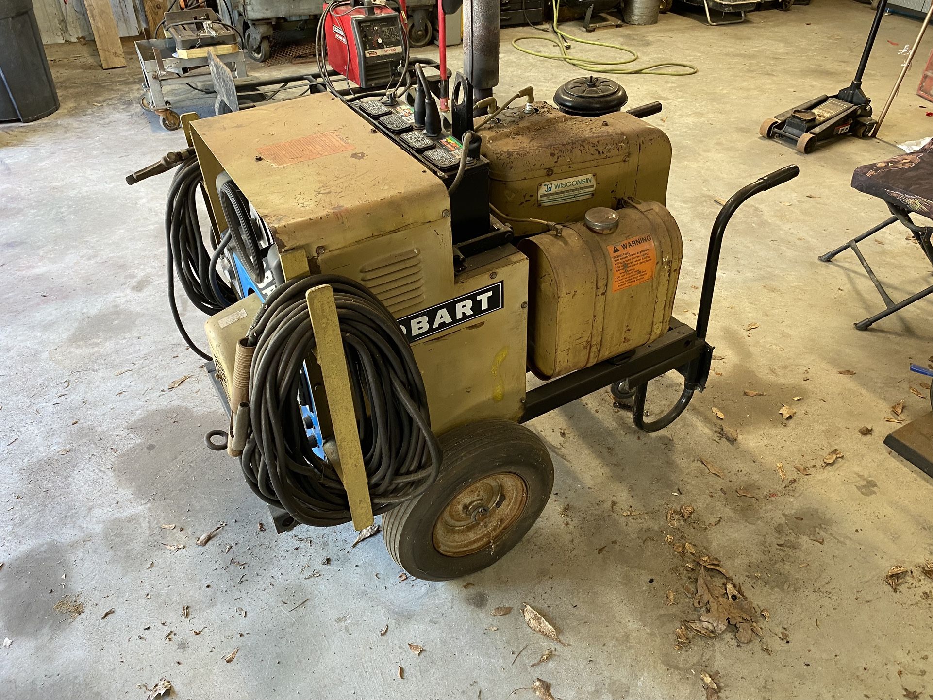 Hobart G213 Gas Welder With Wisconsin Motor