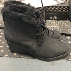 Ugg Jeovana Boots No Size