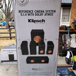 Klipsch REFERENCE CINEMA SYSTEM

5.1.4 WITH DOLBY ATMOS

