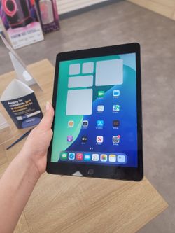 iPad 8th Gen 10.2" (WiFi)