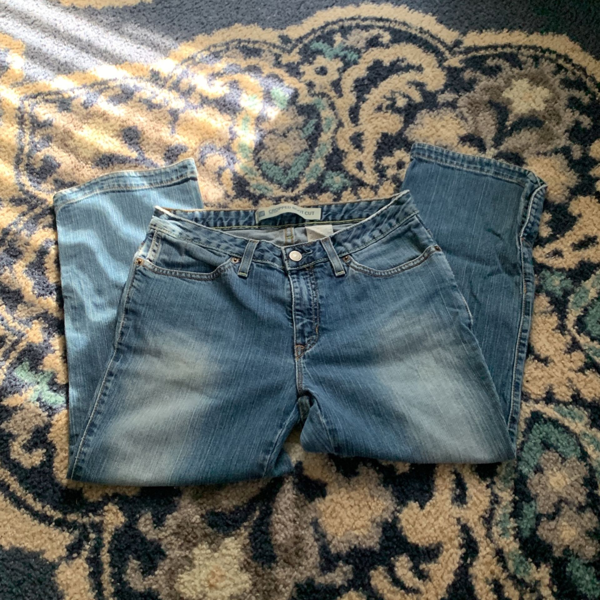 Size 6 Cropped Boot Cut