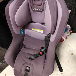 Nuna Rava Convertible car seat