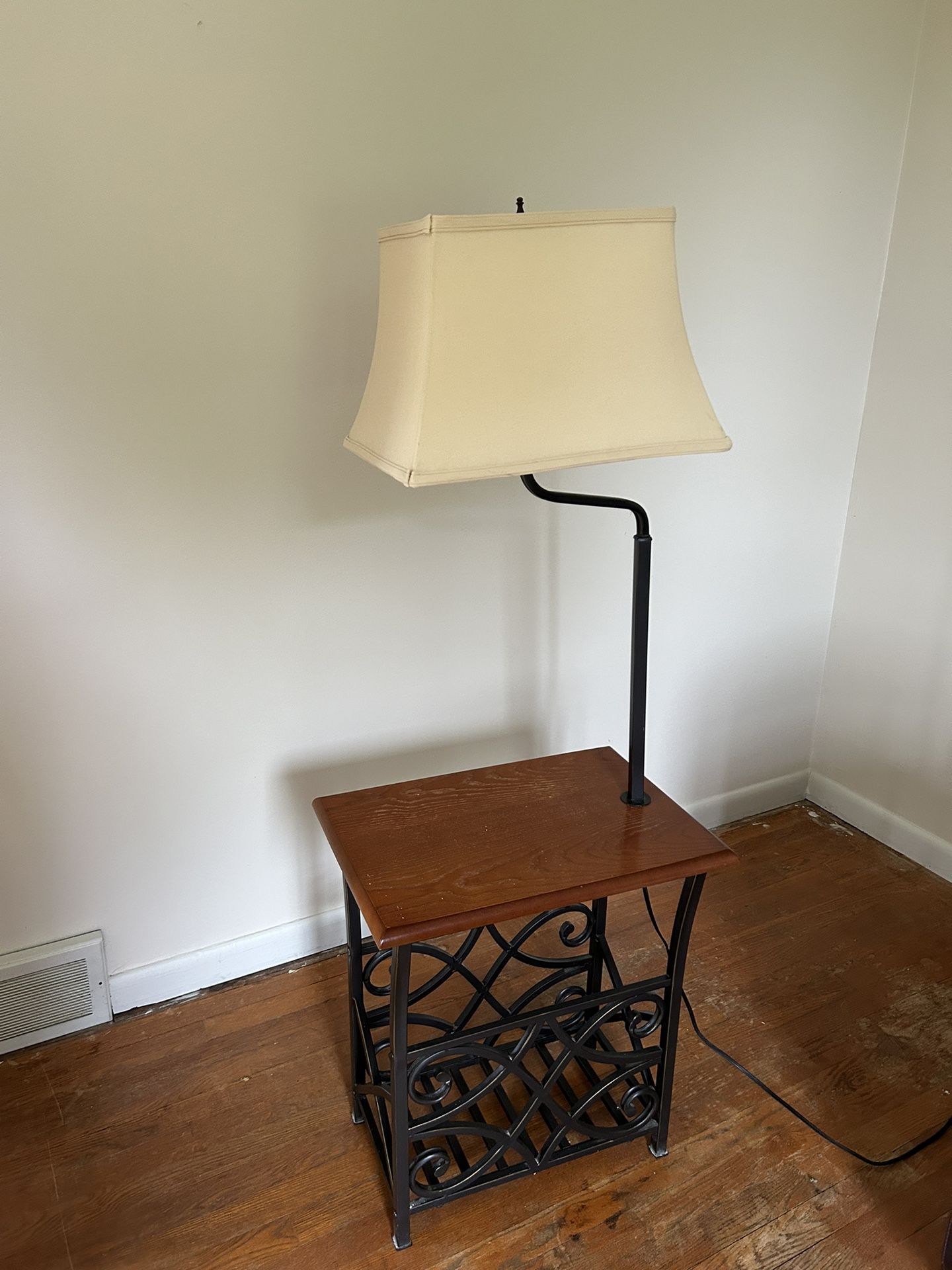 Lamp Table