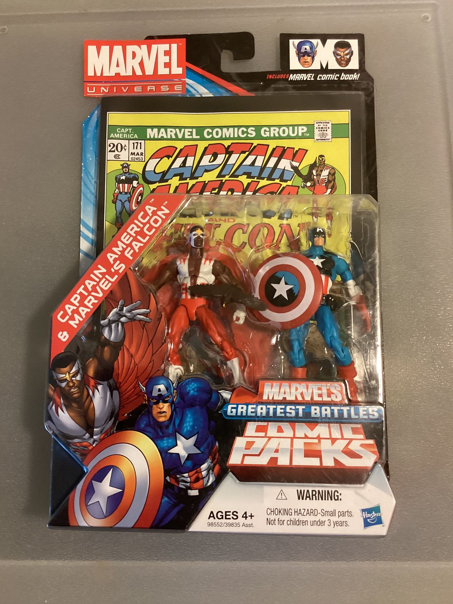Marvel Universe Comic Packs Greatest Battles CAPTAIN AMERICA AND FALCON